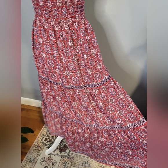 Max Studio Smocked On or Off Shoulder Red Print Tiered Boho Maxi Dress Size S - Picture 6 of 12